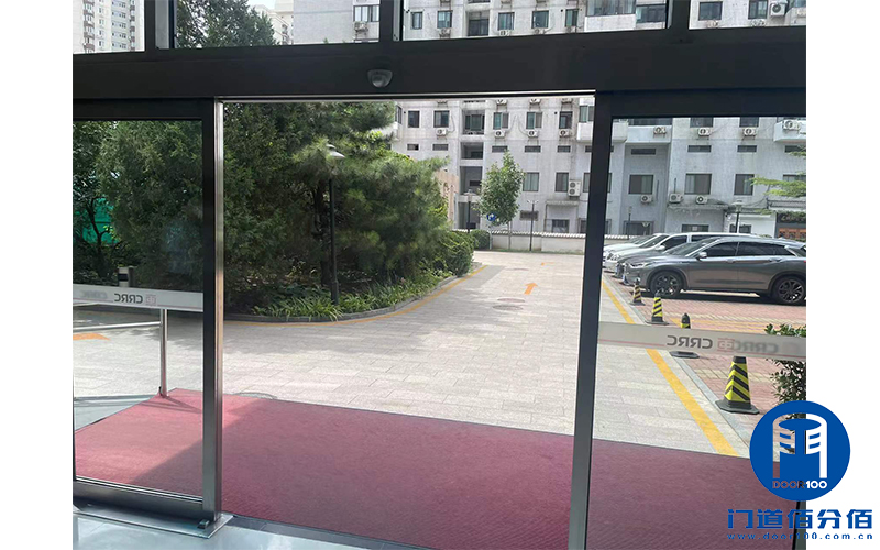 巡視檢查，保障使用：松下自動玻璃門巡查項目