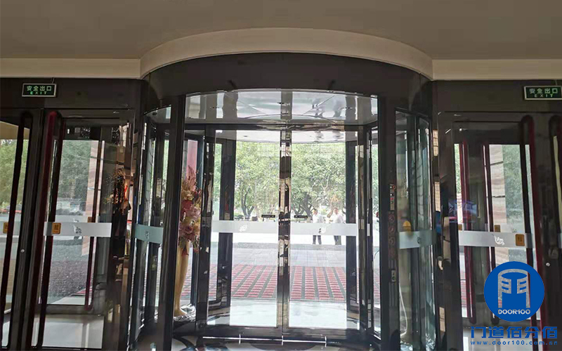 北京昌平區某培訓中心凱必盛自動兩翼旋轉門大保養服務