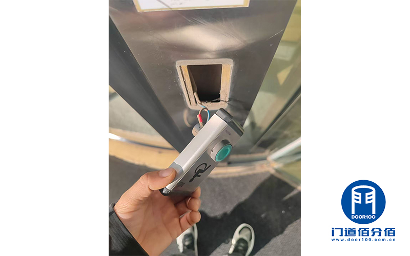 酒店門面煥新術之旋轉門保養工作紀實