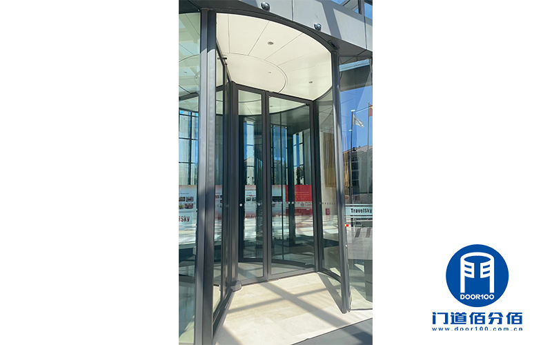 中國民航信息集團下屬大廈三翼旋轉門卡頓故障維修