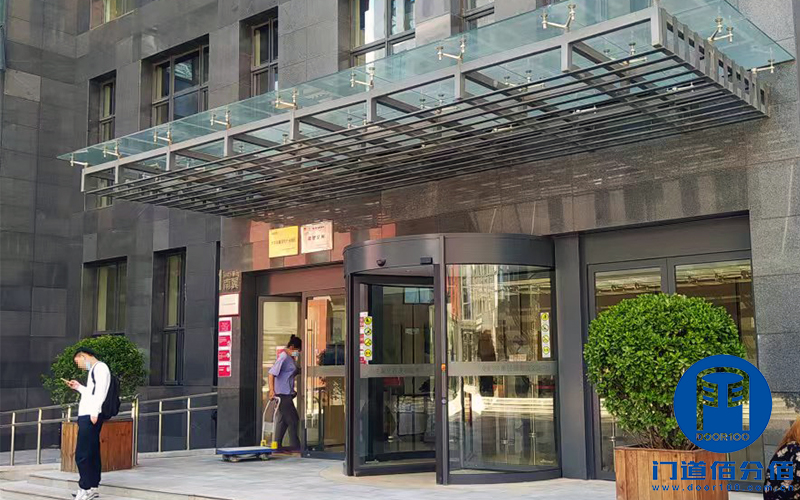 文化館寶盾自動三翼旋轉門巡檢