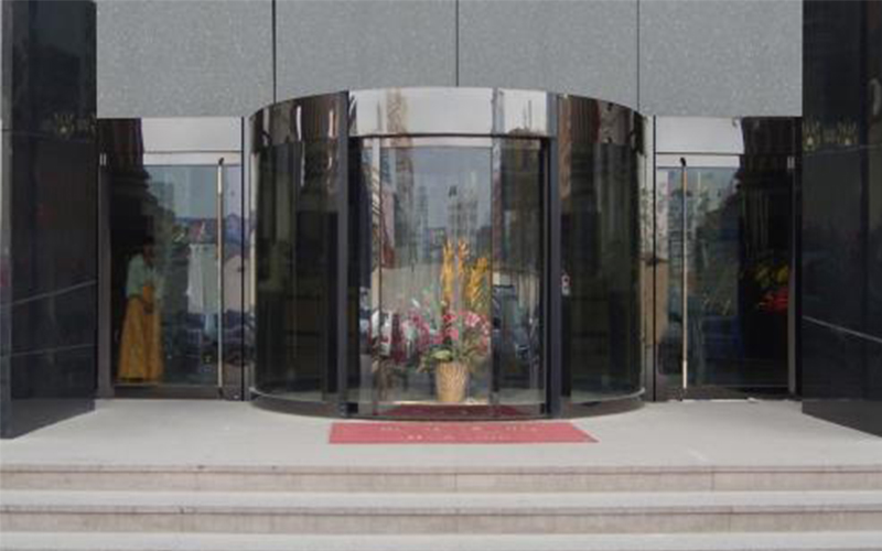 手電動旋轉門安裝之旋轉門使用門區基本環境要求