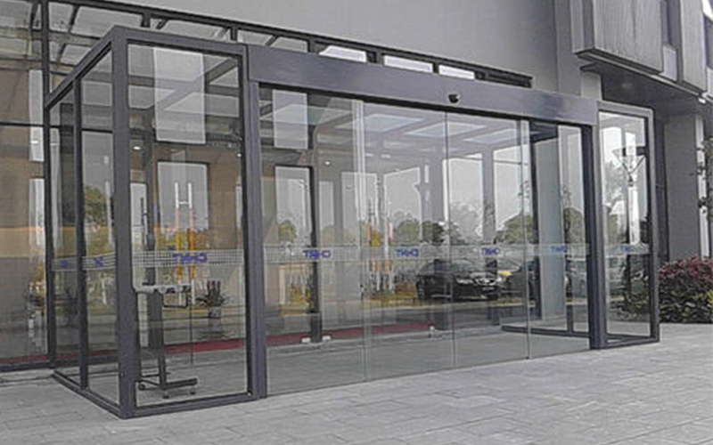 自動門壞了怎么辦？感應玻璃電動門故障緊急維修手冊