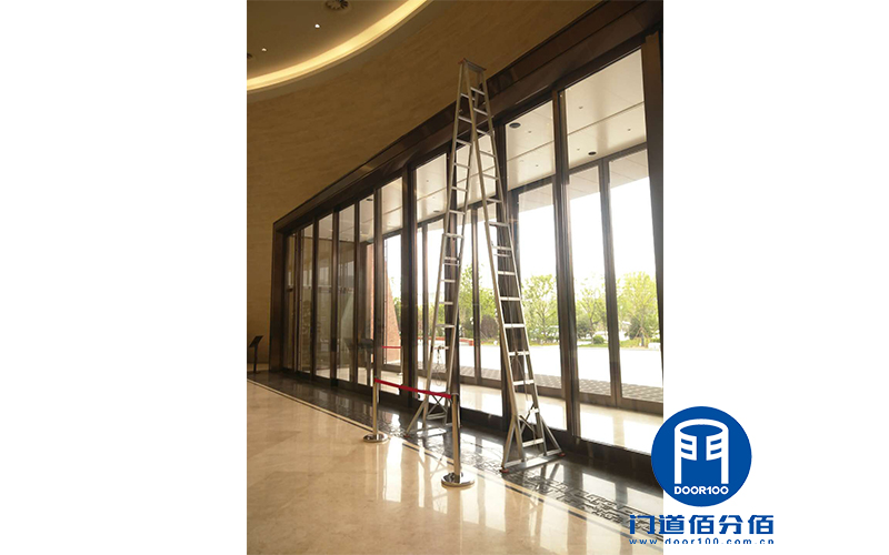 山東淄博藝術中心重型自動感應玻璃門感應器維修服務