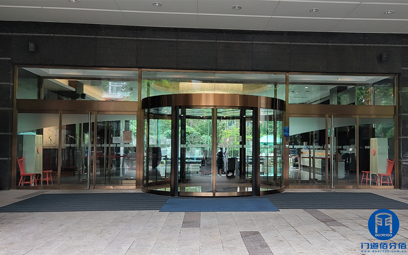 酒店電動兩翼門配件維修與整體保養服務案例