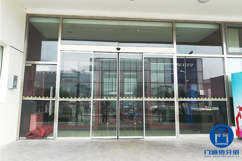 北京祥龍博瑞汽車園自動平移門維修服務案例