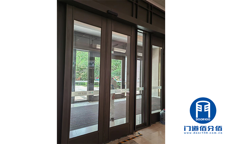 案例介紹丨北京泰康養老社區平移玻璃自動門維修