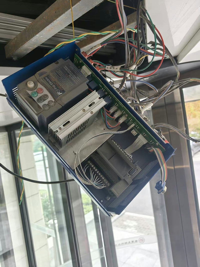 834a51908177ec75612617ec0a8fb106_compress